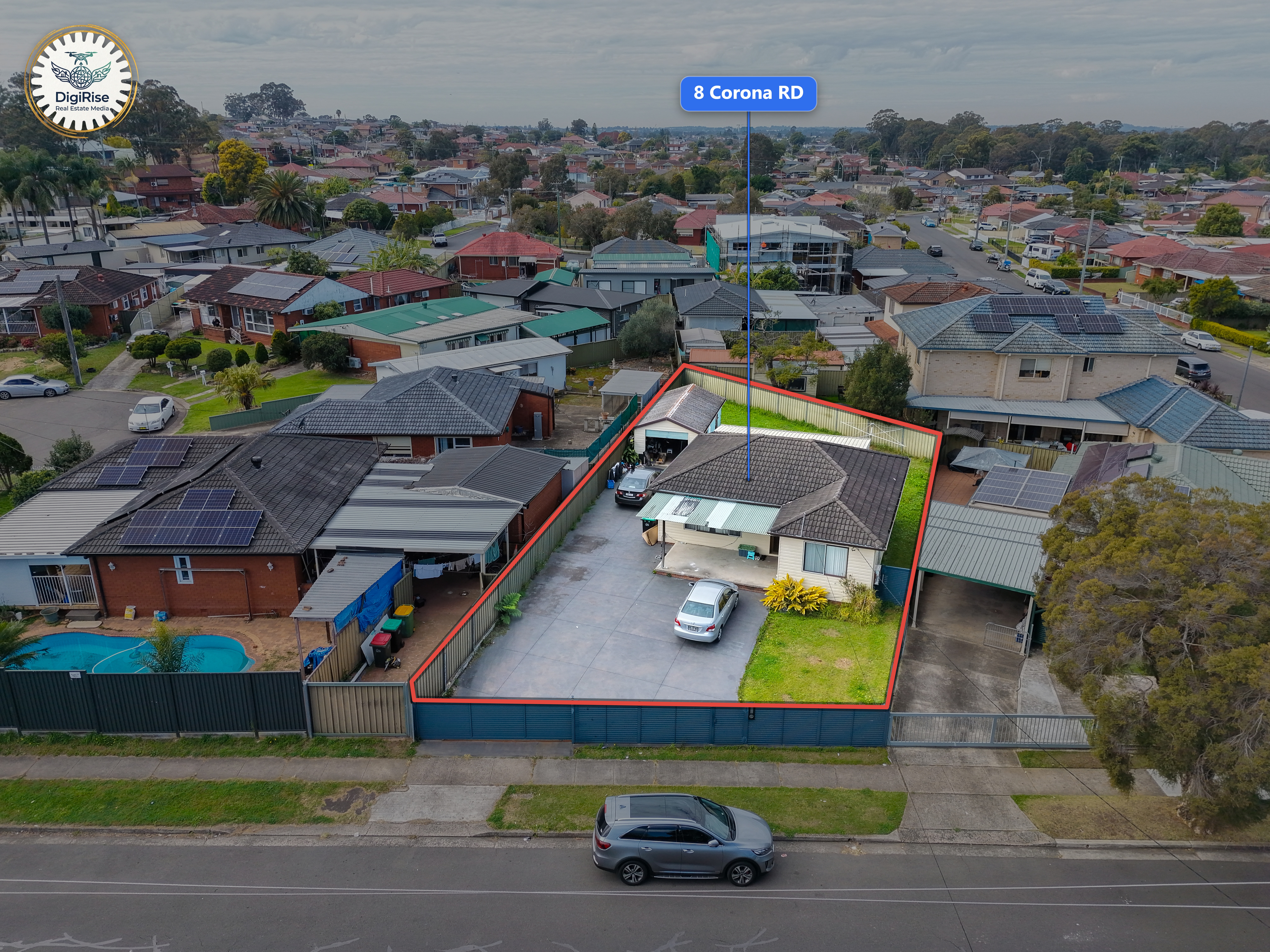 Aerial view with the property boundary line highlighted